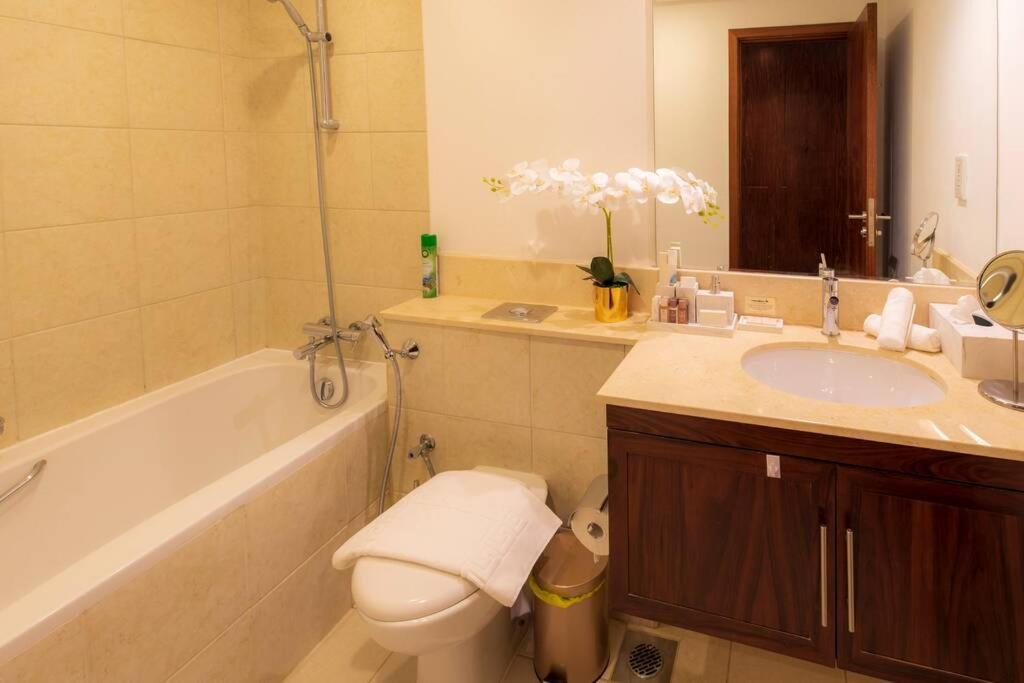 First Class 2Br With Full Burj Khalifa And Fountain View 迪拜 外观 照片