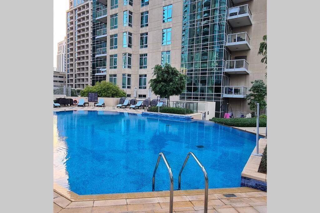 First Class 2Br With Full Burj Khalifa And Fountain View 迪拜 外观 照片