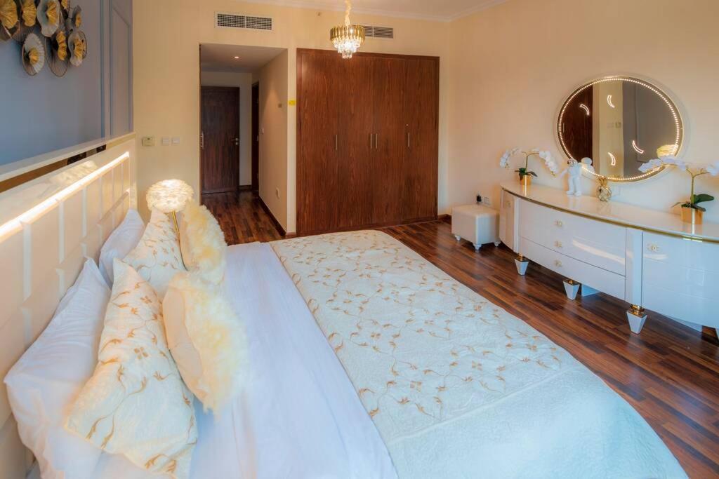 First Class 2Br With Full Burj Khalifa And Fountain View 迪拜 外观 照片