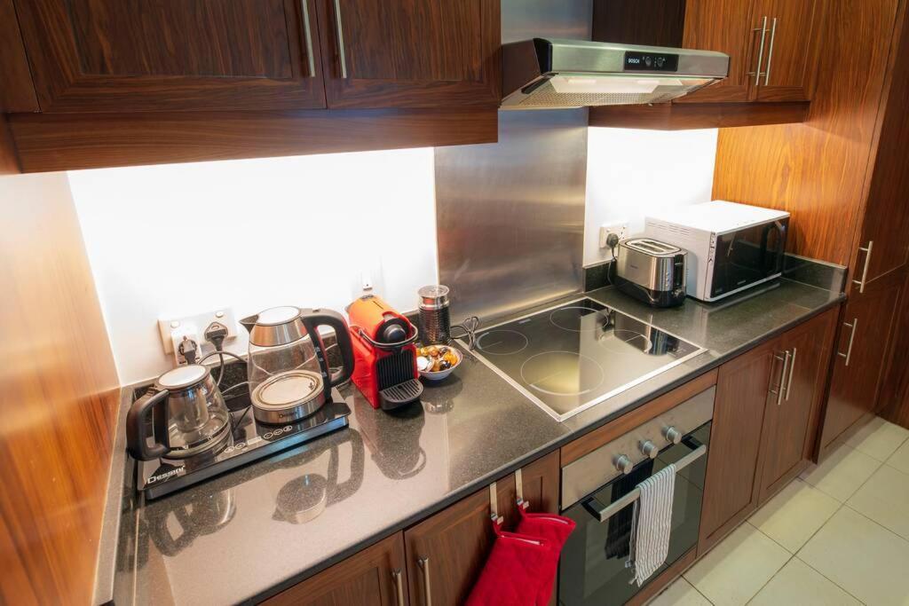 First Class 2Br With Full Burj Khalifa And Fountain View 迪拜 外观 照片