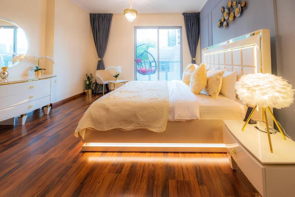 First Class 2Br With Full Burj Khalifa And Fountain View 迪拜 外观 照片